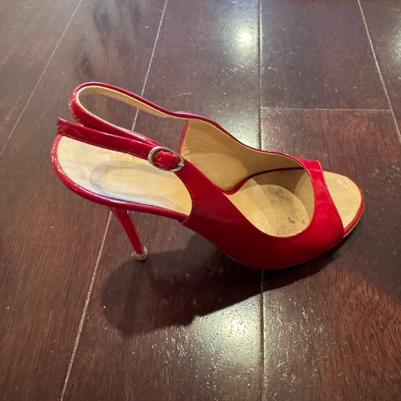 Red Giuseppe Zanotti heels. Size 38. - Picture 4 of 6